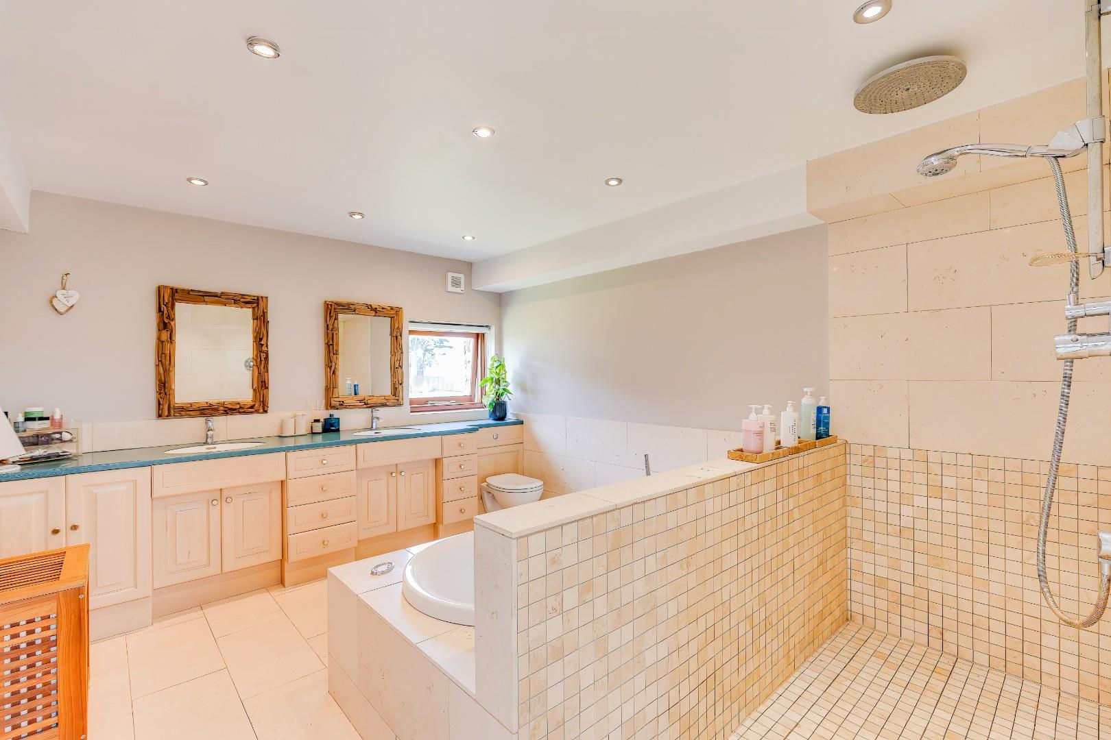 Ty Broc, Parc Farm, St. Donat's, Nr Llantwit Major, Vale of Glamorgan, CF61 1AG